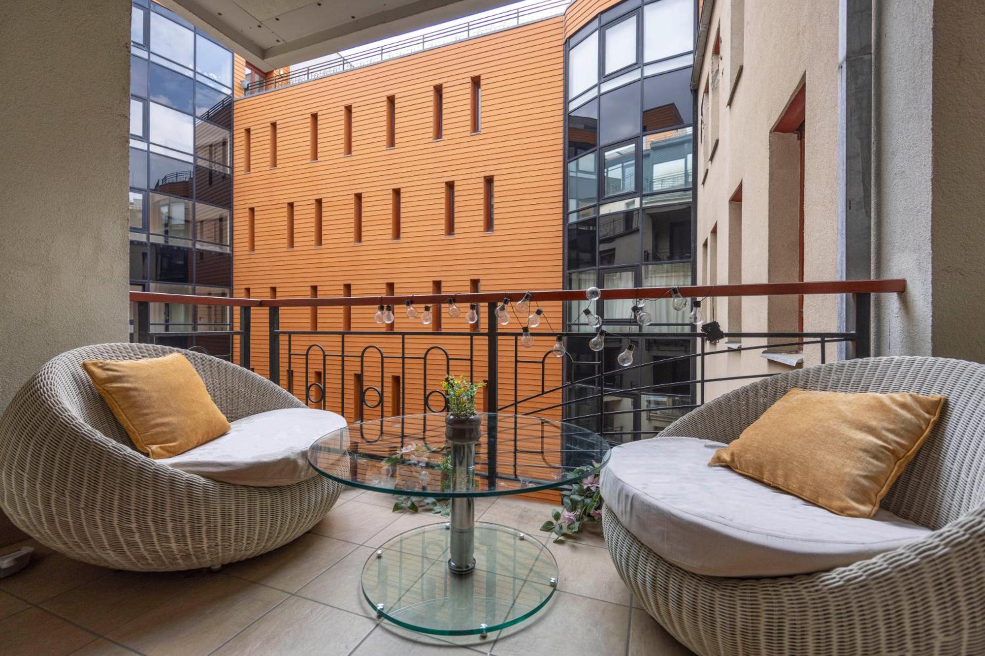 Appartement Exclusive With Balcony By Prestige Homes *