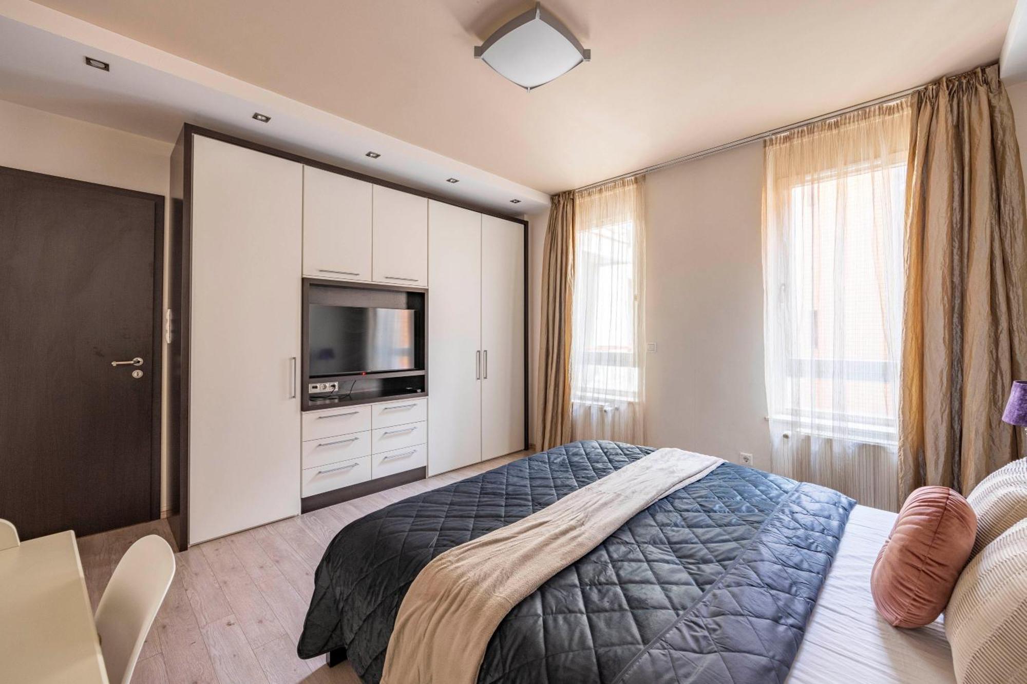 Appartement Exclusive With Balcony By Prestige Homes *